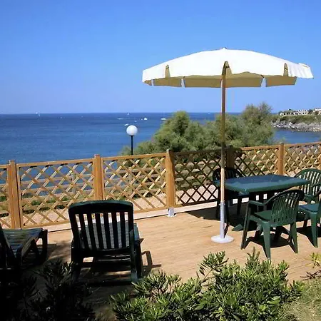 منتزه العطل Villaggio Miramare ليفورنو