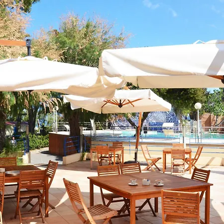 منتزه العطل Villaggio Miramare ليفورنو