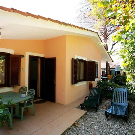 منتزه العطل Villaggio Miramare ليفورنو
